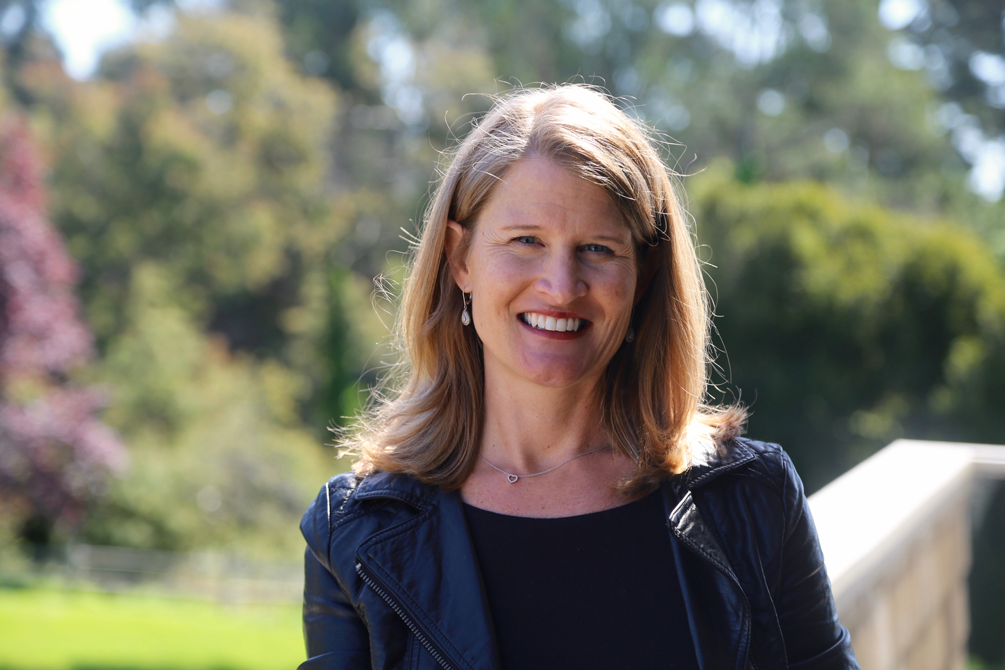 Kalyne Foster : Associate Director